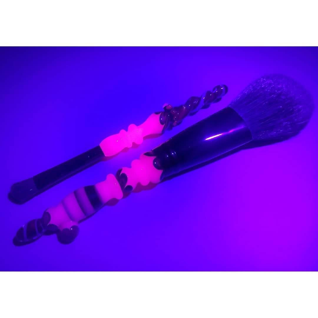 UV Pink & Rainbow
