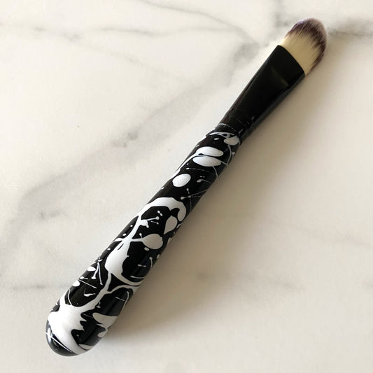 Daddy-O Splatter Large Foundation Brush