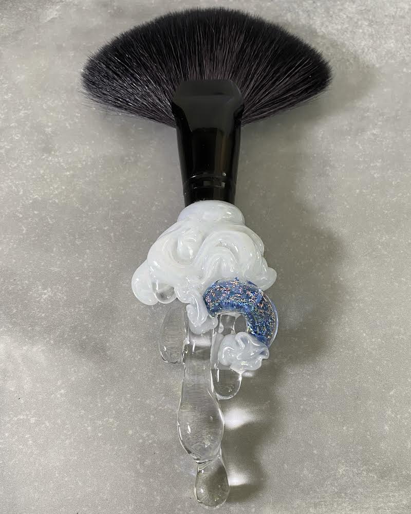 Holla Monsoon Szn Large Fan Brush